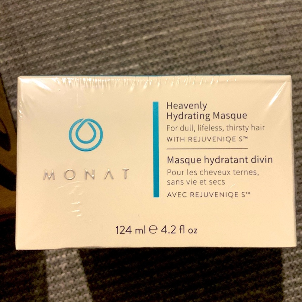 NEW SEALED Monat Heavenly Hydrating Masque